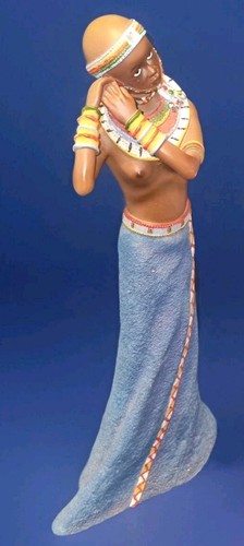 Tall topless maasai - topless, figurine